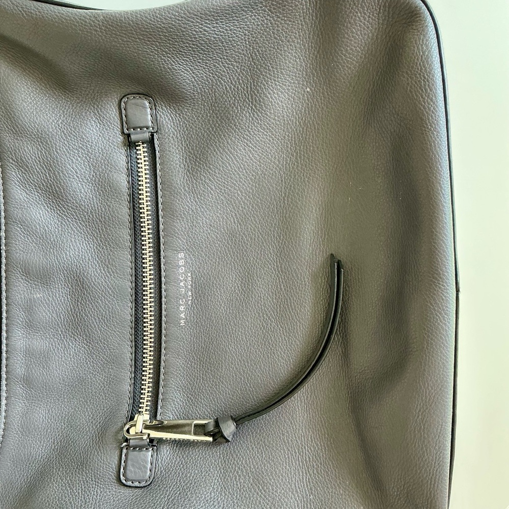 Marc Jacob’s Grey Hobo - Picture 12 of 16